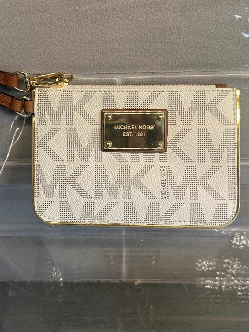 NWT Michael Kors Jet Set Small Signature Coin Purse Wristlet Wallet Vanilla